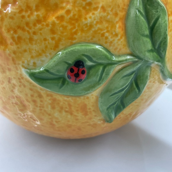 Vintage Orange shaped ceramic pitcher with ladybug - Picture 2 of 9